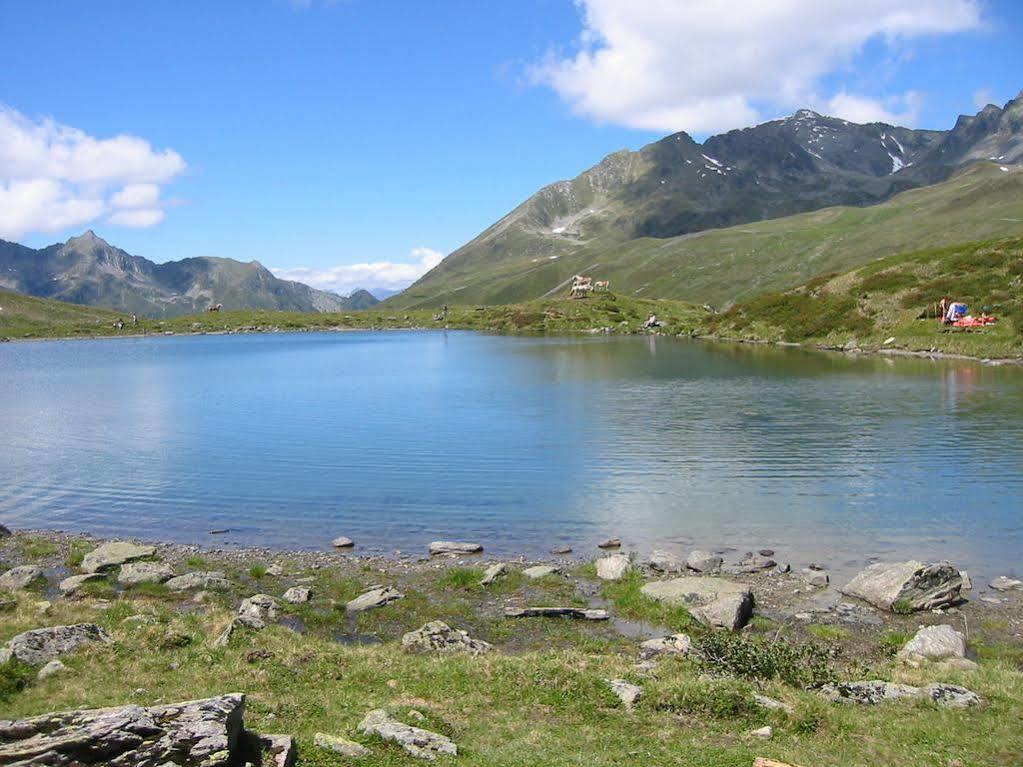 Отель Berghaus Drei Tannen Эц Экстерьер фото